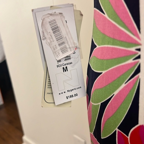 NWT Peter Nygard Designer 100% Silk Dress, Sz. Medium. - Picture 6 of 12